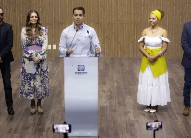 Presenta Felifer Macías el XVII Festival de Comunidades Extranjeras 2025