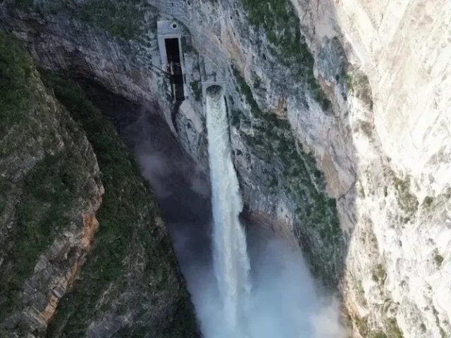 Continúa desfogue de presa Zimapán y suspensión de bombeo a Acueducto II: CEA
