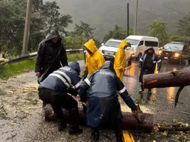 Continuarán suspendidas clases en municipio serranos el viernes 10 de octubre por mal clima