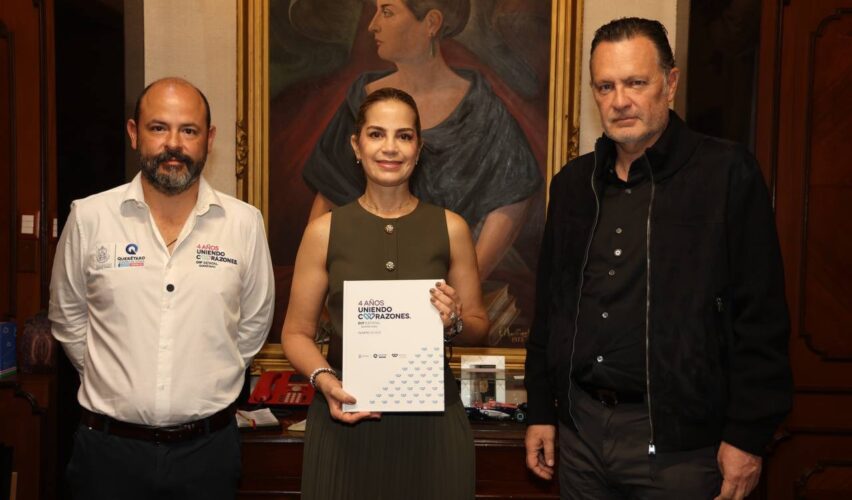 Lee más sobre el artículo Entrega Car Herrera IV Informe de Actividades del SEDIF al gobernador