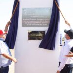 Inaugura Roberto Cabrera gradas en campo de beisbol de Ojo de Agua y da inicio a la Liga 2025-2026