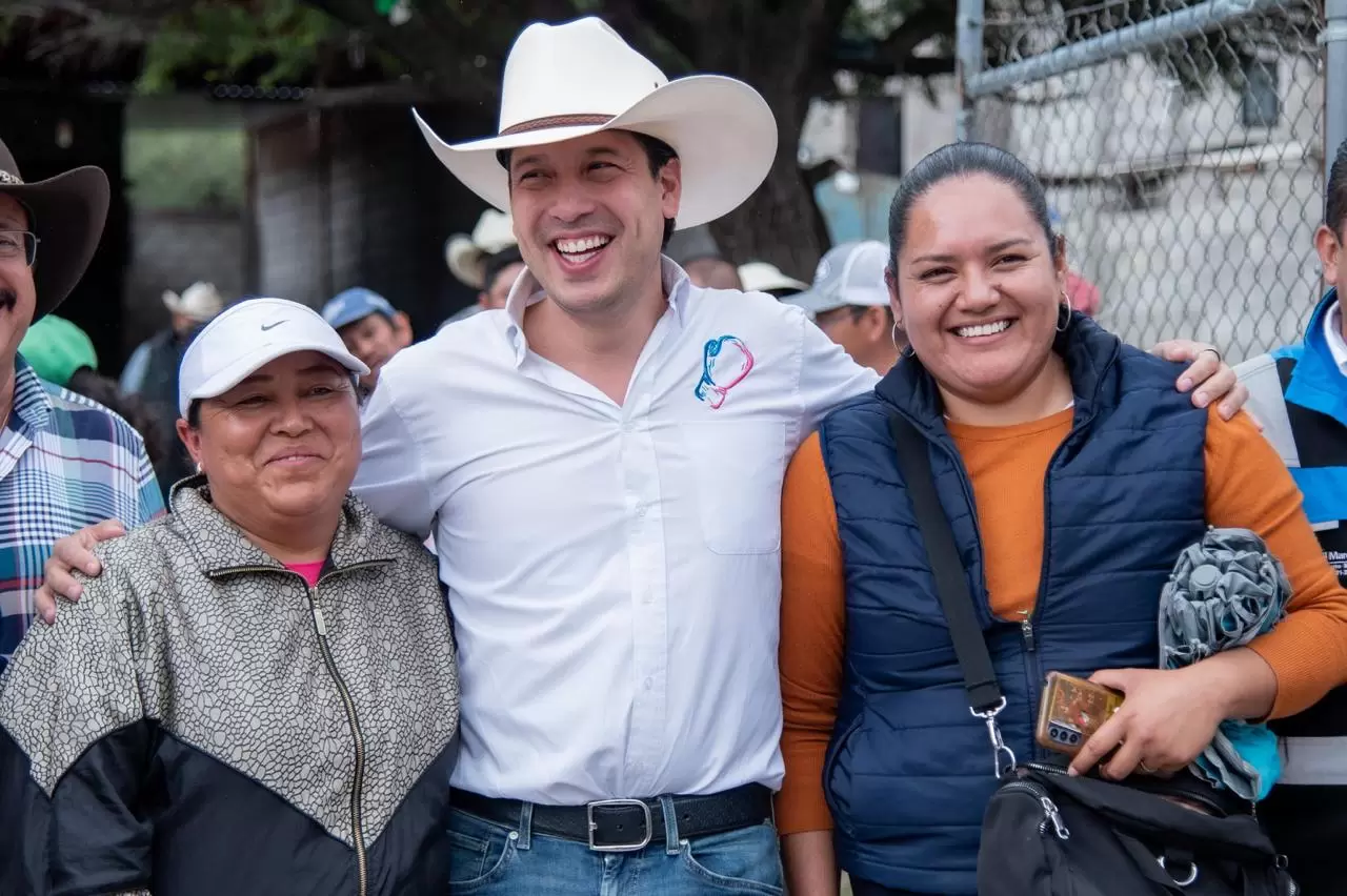 Lee más sobre el artículo Monsalvo entrega y arranca obras por 21 mdp en 4 comunidades de El Marqués