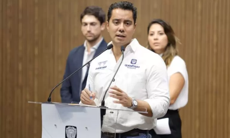 Lee más sobre el artículo Presenta Felifer Macías la XIV Edición de la Carrera Nocturna