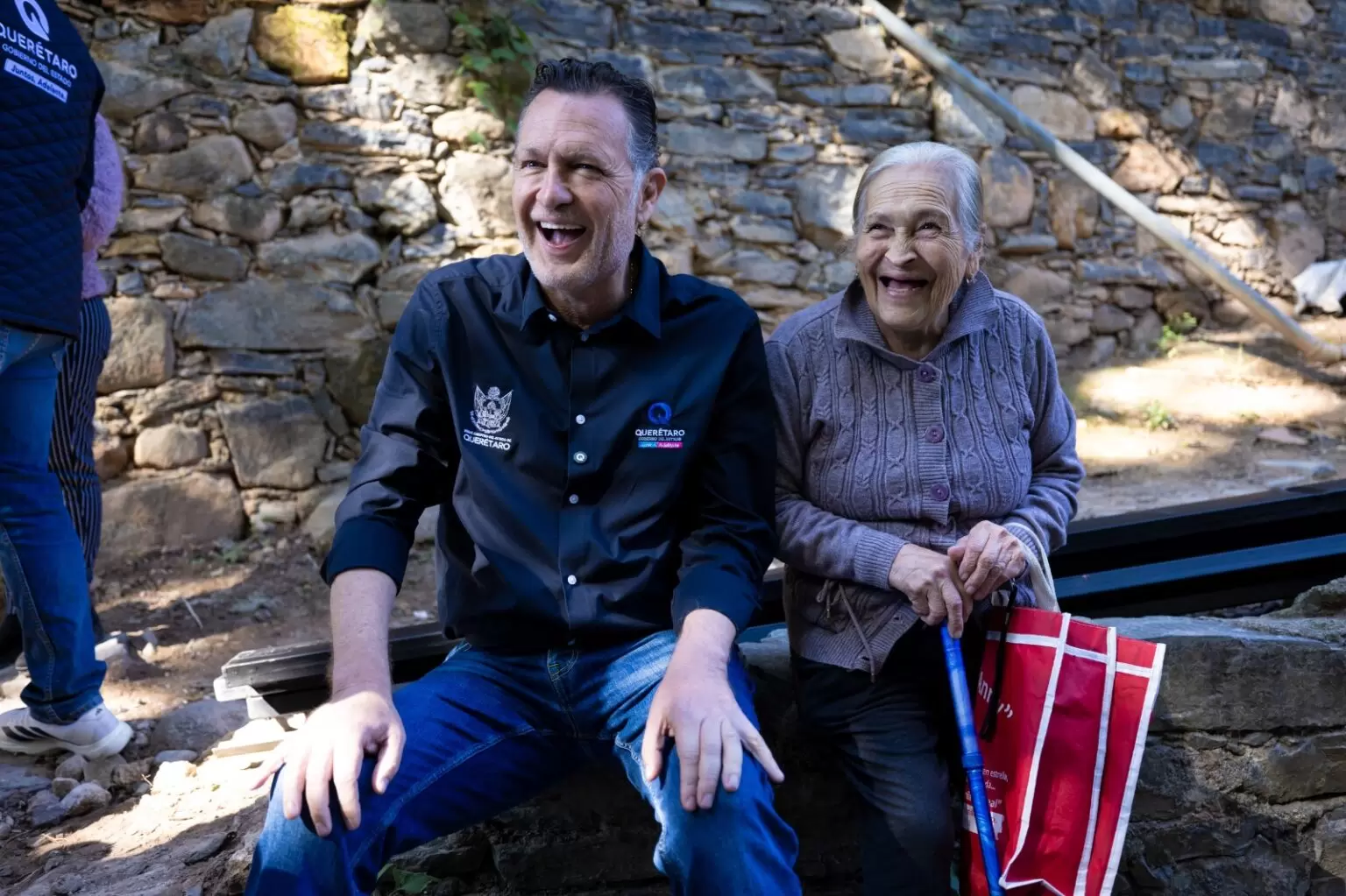 Lee más sobre el artículo Refuerza gobierno estatal apoyo a damnificados en Peñamiller