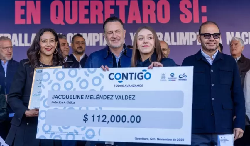 Lee más sobre el artículo Encabeza Kuri desfile por 115 Aniversario de la Revolución Mexicana