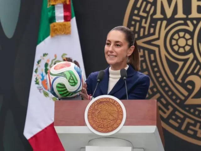 Presenta presidenta Sheinbaum la Copa Mundial FIFA 2026