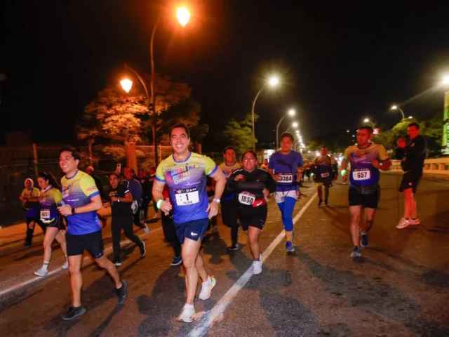 Encabeza Felifer Macías la Carrera Nocturna CGV 2025