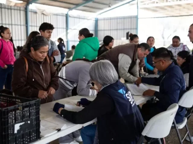 Entrega municipio de San Juan del Río pintura del Programa “Color para un Mejor San Juan”