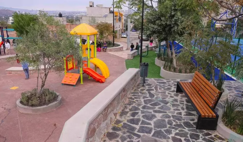 Lee más sobre el artículo Chepe Guerrero inauguró parque en colonia Colosio; beneficia a 650 vecinos