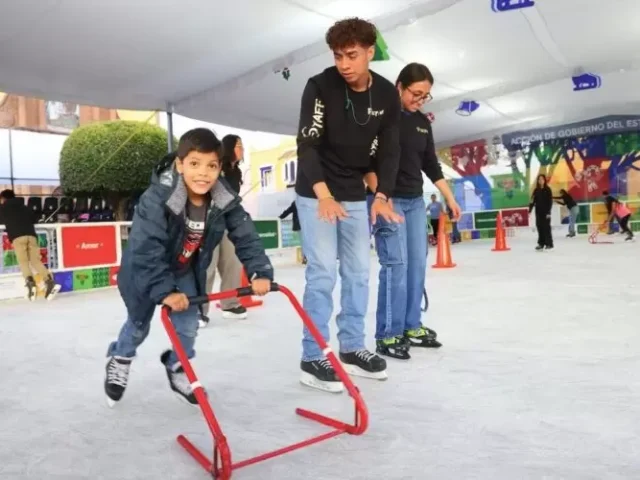 Continúan en operación las Pistas de Hielo del Festival Alegría Contigo 2025