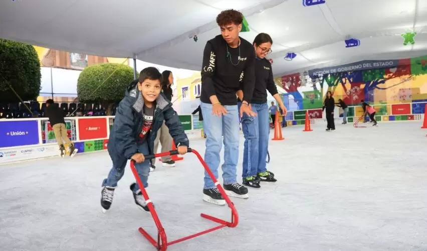 Lee más sobre el artículo Continúan en operación las Pistas de Hielo del Festival Alegría Contigo 2025