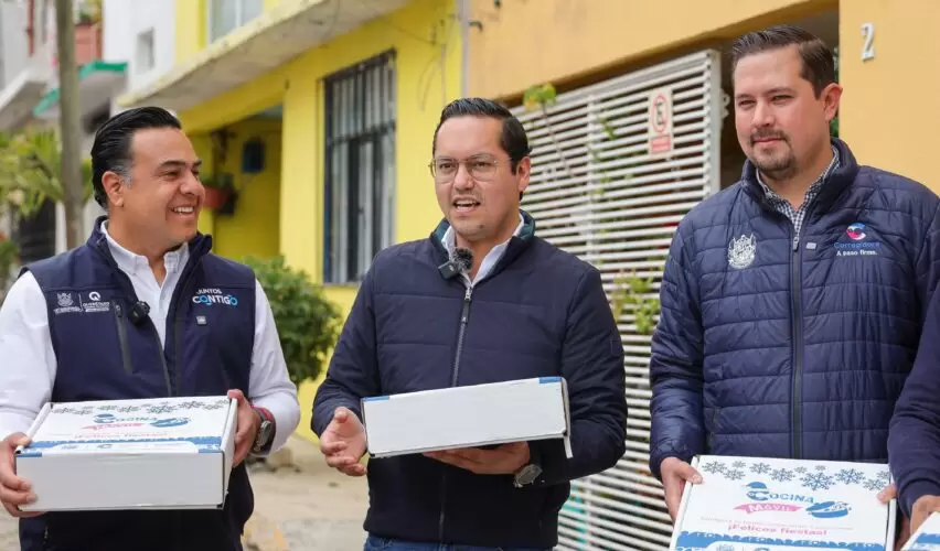 Lee más sobre el artículo Entrega Chepe Guerrero más de 7 mil 500 cenas navideñas a familias de Corregidora