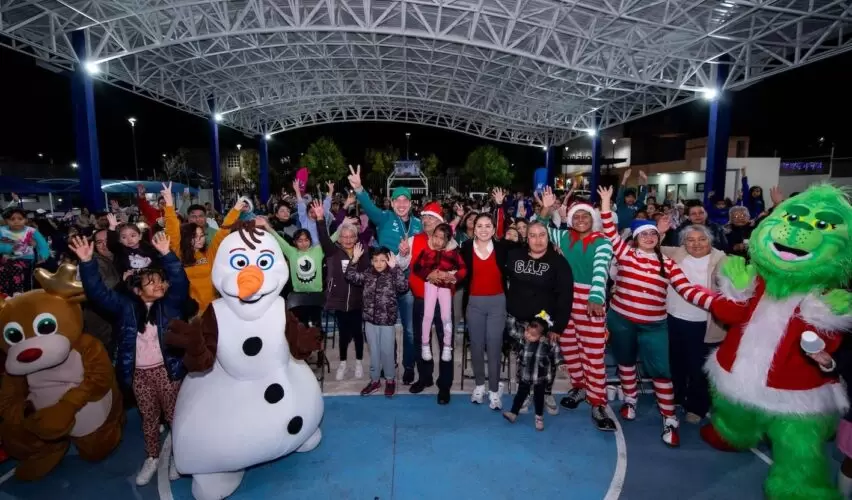 Lee más sobre el artículo Rodrigo Monsalvo encabeza festival navideño del DIF municipal en Los Héroes