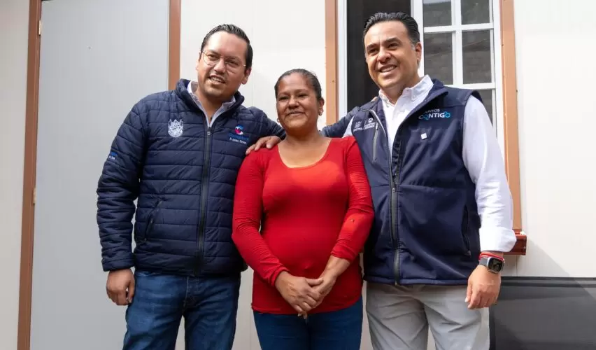 Lee más sobre el artículo Visitan Chepe Guerrero y Luis Nava a familias beneficiadas de programa “Cuarto Prefabricado”, en Corregidora