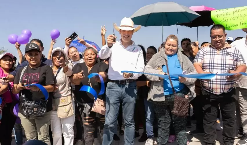 Lee más sobre el artículo Rodrigo Monsalvo entregó colector pluvial en Paseos del Marqués