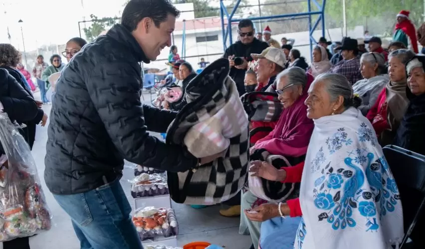Lee más sobre el artículo Refrenda El Marqués apoyo a la alimentación de adultos mayores