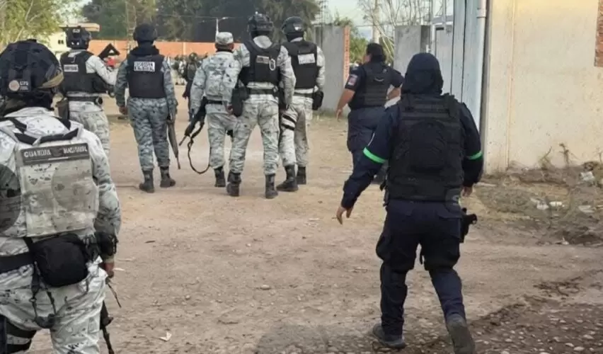 Lee más sobre el artículo Murieron 11 personas por ataque armado en cancha de futbol de Salamanca, Guanajuato