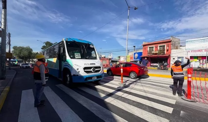 Lee más sobre el artículo Informan sobre horarios de mayor carga vehicular en Av. Corregidora Norte