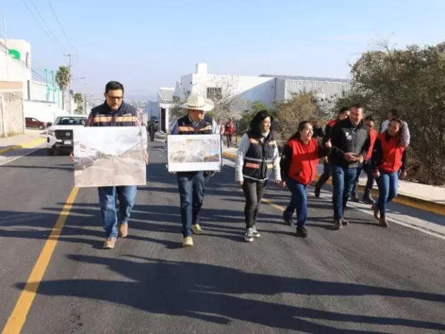 Roberto Cabrera entrega construcción y rehabilitación de calles con una inversión de más de 15.5 mdp