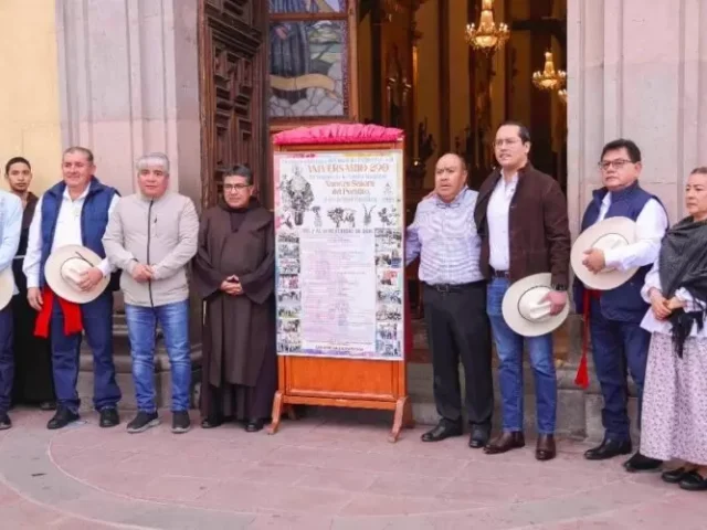 Chepe Guerrero y autoridades eclesiásticas dan inicio a Fiestas de Febrero en Corregidora