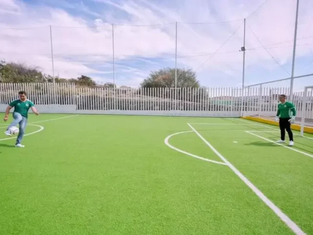 Presenta Felifer Macías rehabilitación de la Unidad Deportiva Jurica