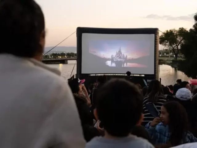 Fortalece El Marqués convivencia familiar con el programa “Cinejuve en tu Comunidad”