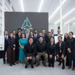 Recorren Kuri y Ebrard primera fábrica QSM Semiconductores en México