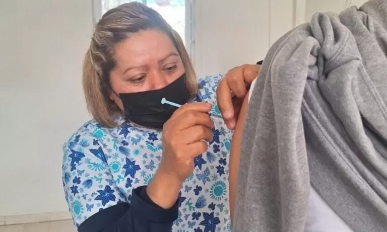 Lee más sobre el artículo Fortalece Querétaro acciones coordinadas para contener y prevenir el sarampión