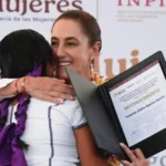 Presidenta Sheinbaum presentó Cartilla de Derechos de las Mujeres traducida a 67 lenguas