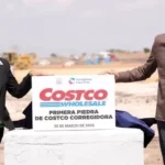 Coloca Chepe Guerrero primera piedra del Costco; 100 mdd de inversión para Corregidora