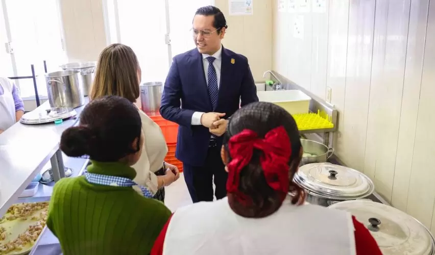 Lee más sobre el artículo Renuevan aula-cocina en primaria Emiliano Zapata de Corregidora