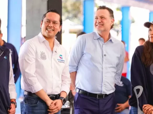 Mauricio Kuri y Chepe Guerrero entregan cancha rehabilitada en El Pueblito