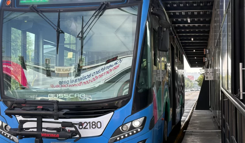 Lee más sobre el artículo Habilita Qrobus ruta especial al QCC por exhibición del trofeo de la Copa del Mundo