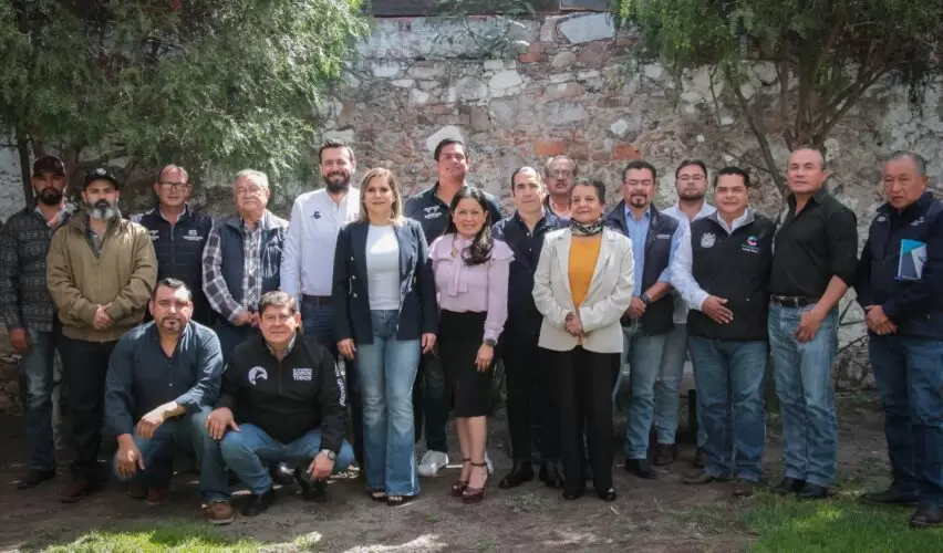 Lee más sobre el artículo Instalan Grupo Metropolitano Técnico para combatir gusano barrenador