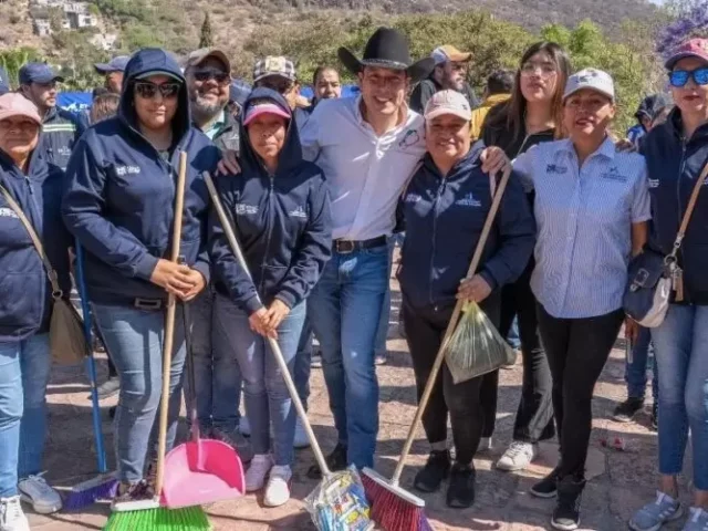 Realiza El Marqués jornada integral de limpieza en La Cañada