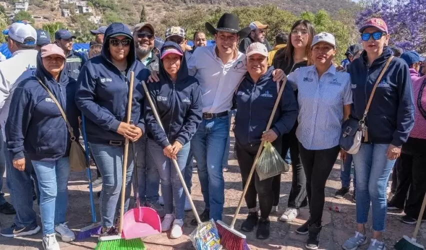 Lee más sobre el artículo Realiza El Marqués jornada integral de limpieza en La Cañada