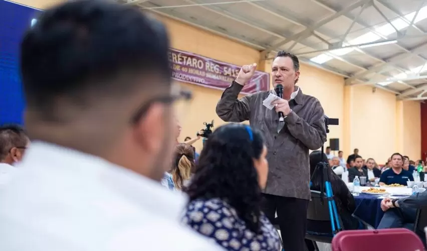 Lee más sobre el artículo Kuri encabezó reunión con Federación de Trabajadores del Estado de Querétaro