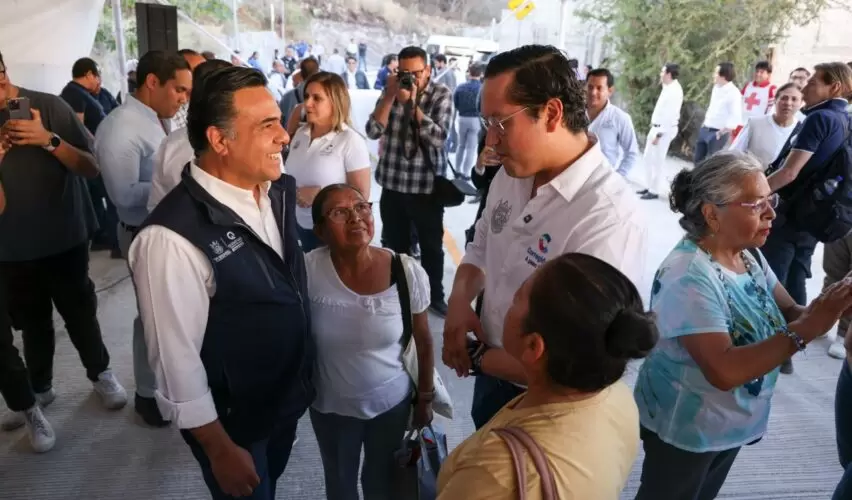 Lee más sobre el artículo Encabeza Luis Nava entrega de obra en El Paraíso, Corregidora