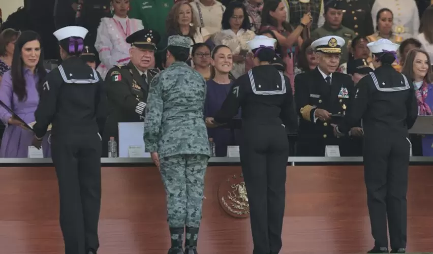 Lee más sobre el artículo Presidenta Sheinbaum conmemoró 8M con homenaje a mujeres de las Fuerzas Armadas