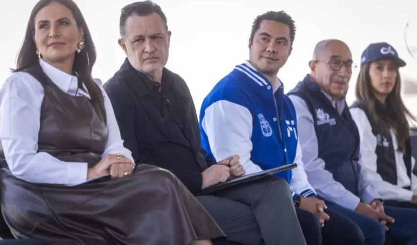 Lee más sobre el artículo Fortalece Querétaro espacios deportivos en la UAQ con nueva Unidad en Campus Aeropuerto