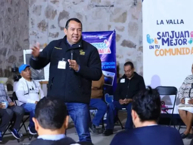 Beneficia gobierno de San Juan del Río a habitantes con programa “Viernes en La Valla”