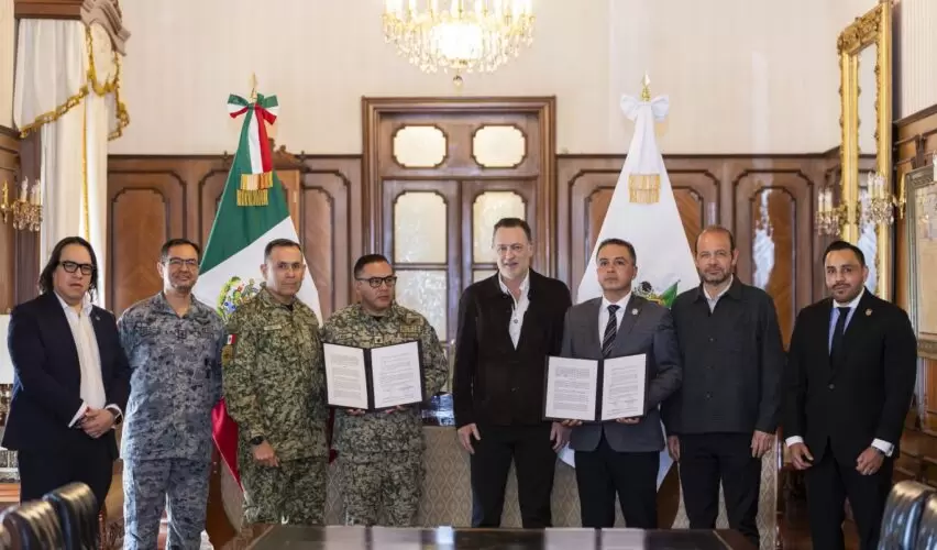 Lee más sobre el artículo Atestigua Kuri acuerdo entre Querétaro y Sedena para fortalecer apoyos a personal militar