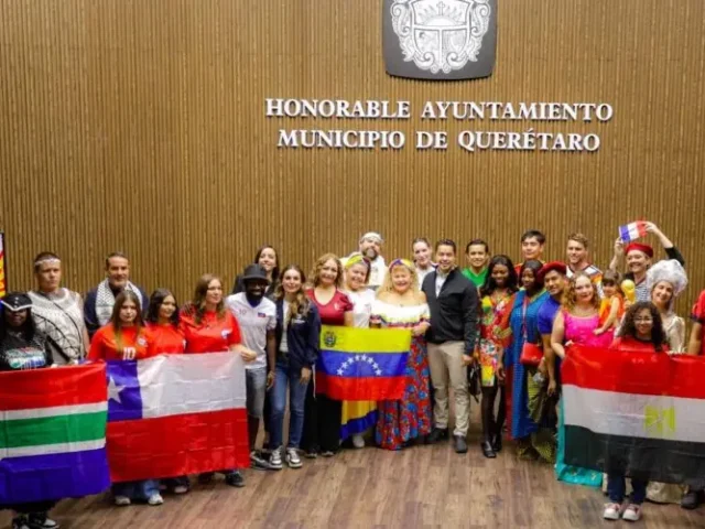 Presentan actividades por Aniversario del Acueducto y Festival de Comunidades Extranjeras
