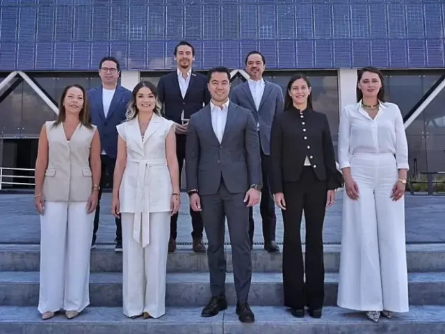 Realiza Felifer Macías cambios de cargos en municipio de Querétaro