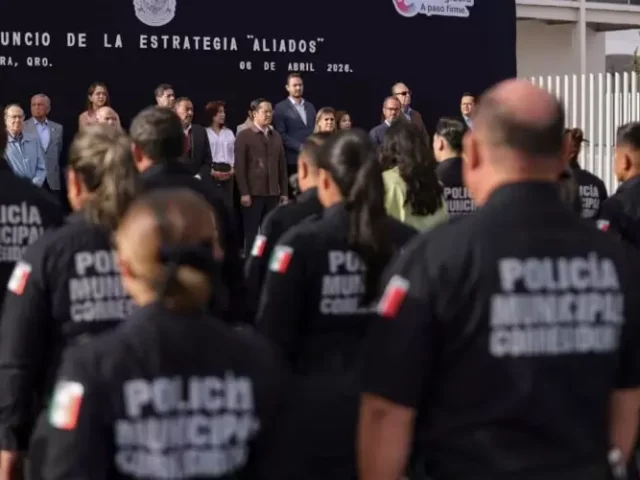 Chepe Guerrero anunció beneficios en comida y educación para policías de Corregidora