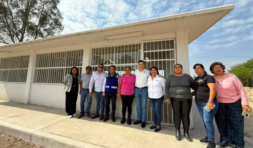 Lee más sobre el artículo Entregó Rodrigo Monsalvo obras en escuelas de Palo Alto, El Marqués
