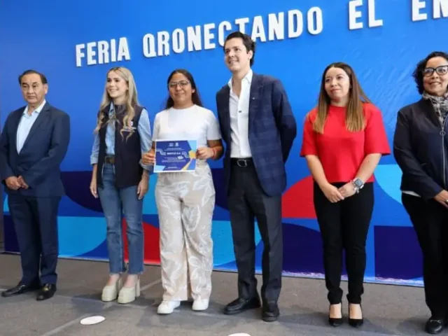 Promueve municipio de Querétaro oportunidades de empleo en BLOQUE