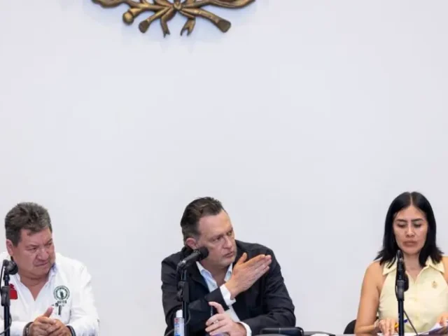 Se reúne gobernador Kuri con representantes de la Alianza Sindical