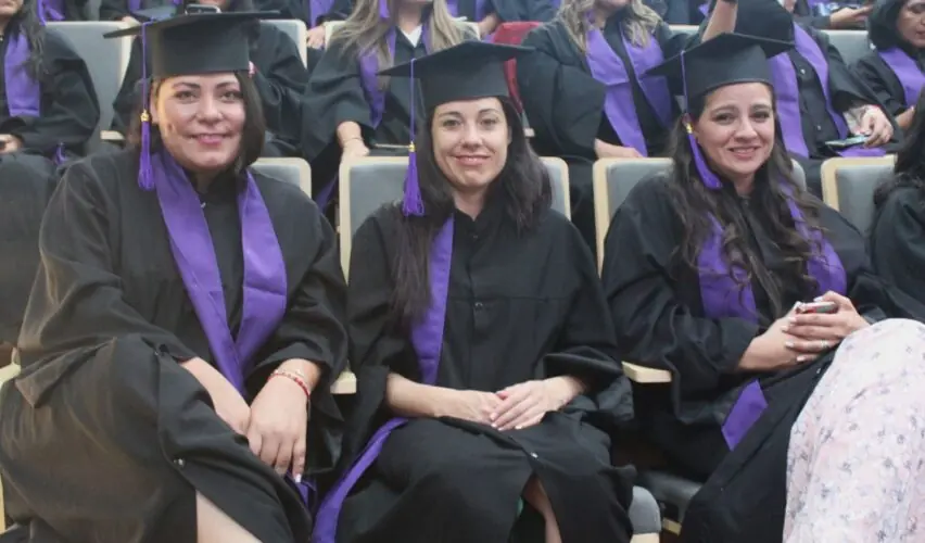 Lee más sobre el artículo Cerca de mil queretanas han concluido estudios en la Universidad de las Mujeres