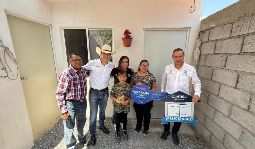 Lee más sobre el artículo Entrega Rodrigo Monsalvo ampliaciones de vivienda en beneficio de familias marquesinas